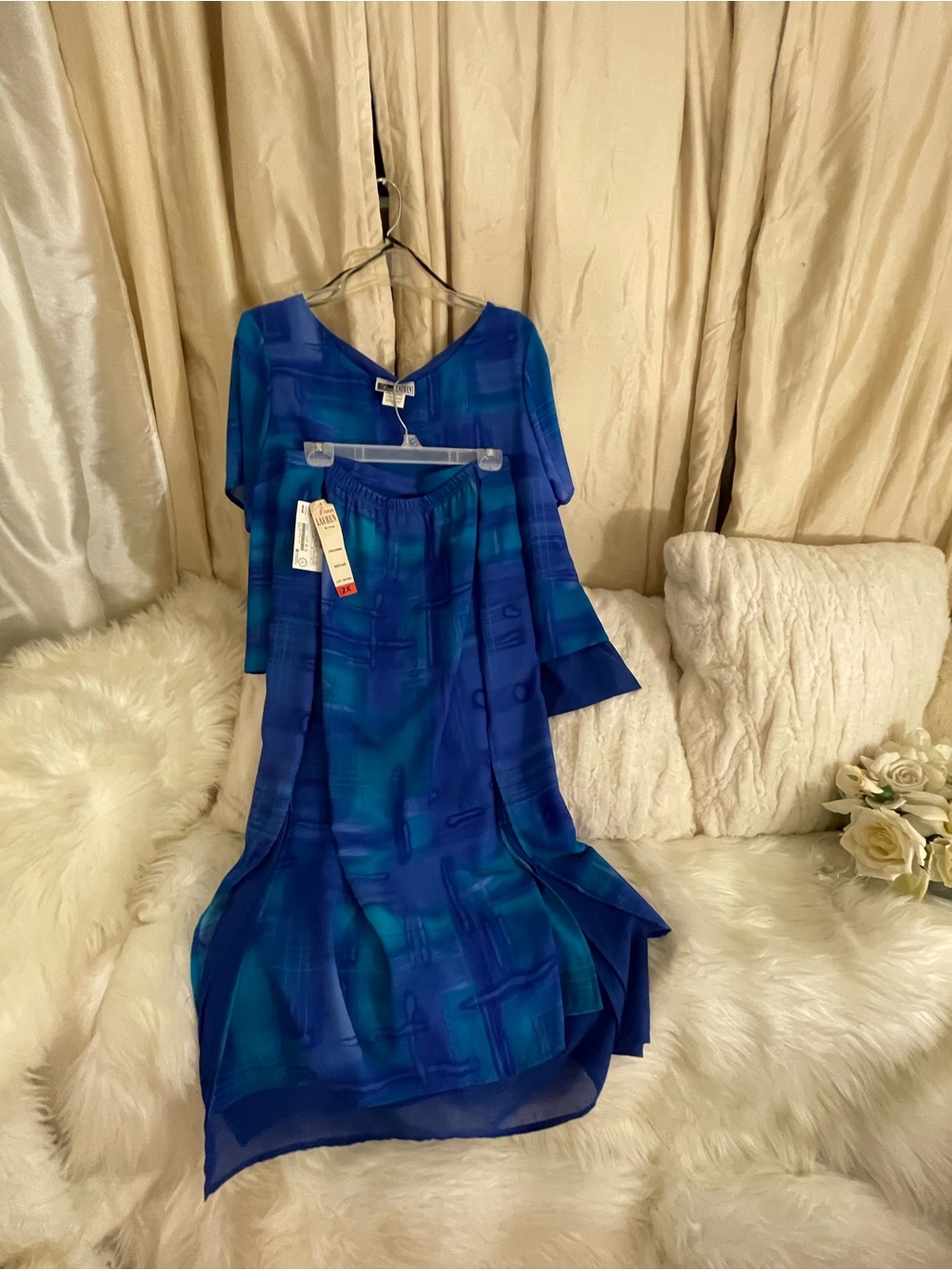 Blue/Teal Abstract Patterned Women’s Matching Skirt Set - Flowing V-Neck Design
